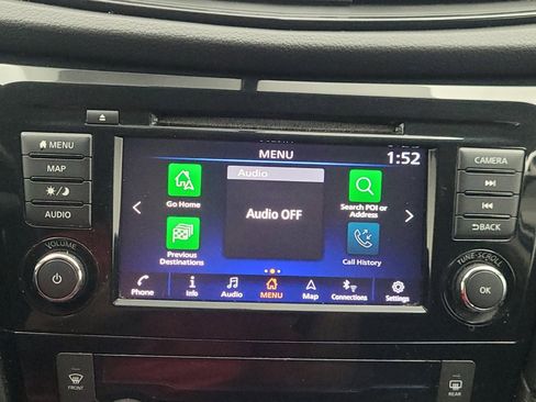 Used 2018 Nissan Rogue SV w/ Premium Package FWD image 25
