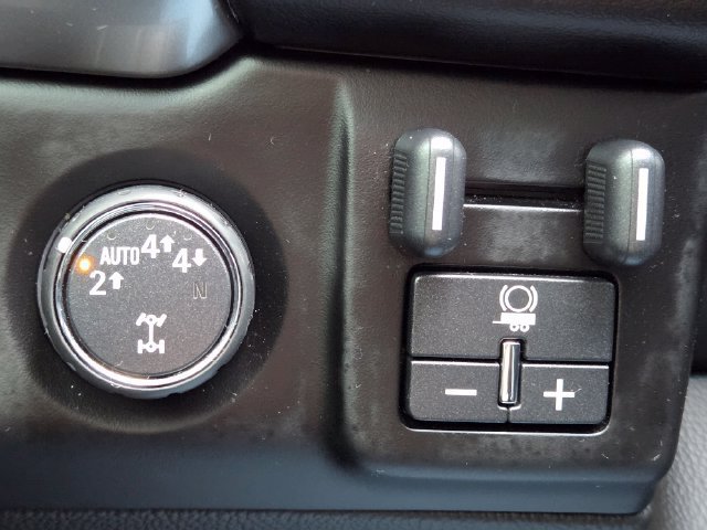 Used 2019 Chevrolet Tahoe LT AWD/4WD image 12