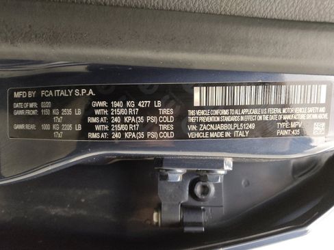 Used 2020 Jeep Renegade Latitude image 33