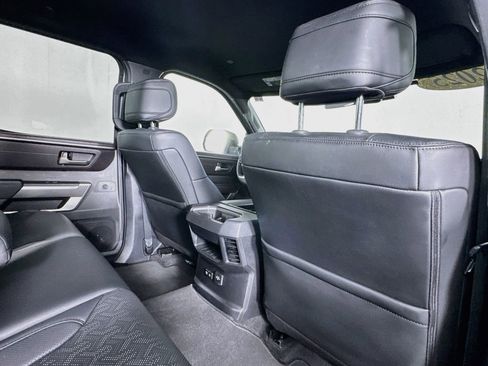 Used 2025 Toyota Tundra SR5 w/ SR5 Premium Package AWD/4WD image 31