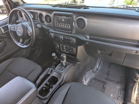 Used 2020 Jeep Gladiator Sport w/ Quick Order Package 24S AWD/4WD image 11