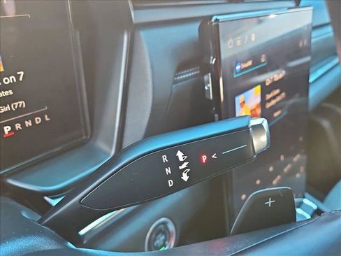 Certified 2025 GMC Terrain Elevation FWD image 12