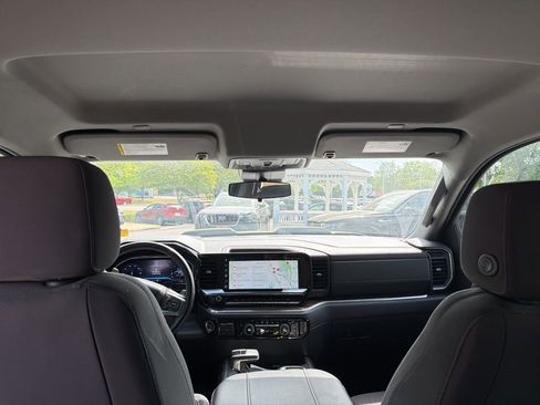 Used 2024 Chevrolet Silverado 1500 LT Trail Boss w/ Convenience Package II image 12