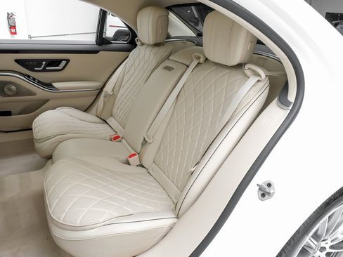 Used 2022 Mercedes-Benz S 580 4MATIC Sedan image 34