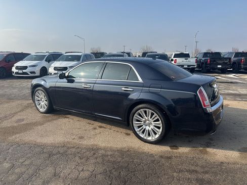 Used 2011 Chrysler 300 C w/ Sound Group image 7