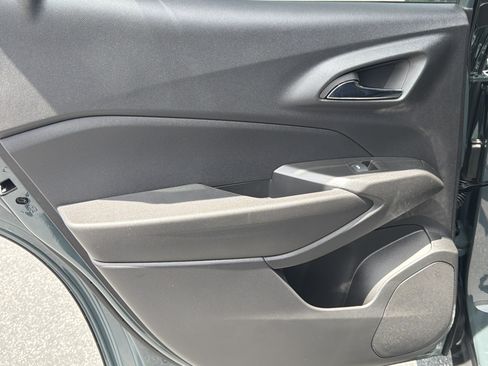 New 2026 Chevrolet Trax LT FWD image 21