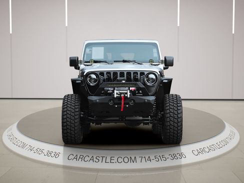 Used 2020 Jeep Gladiator Sport w/ Quick Order Package 24S image 10