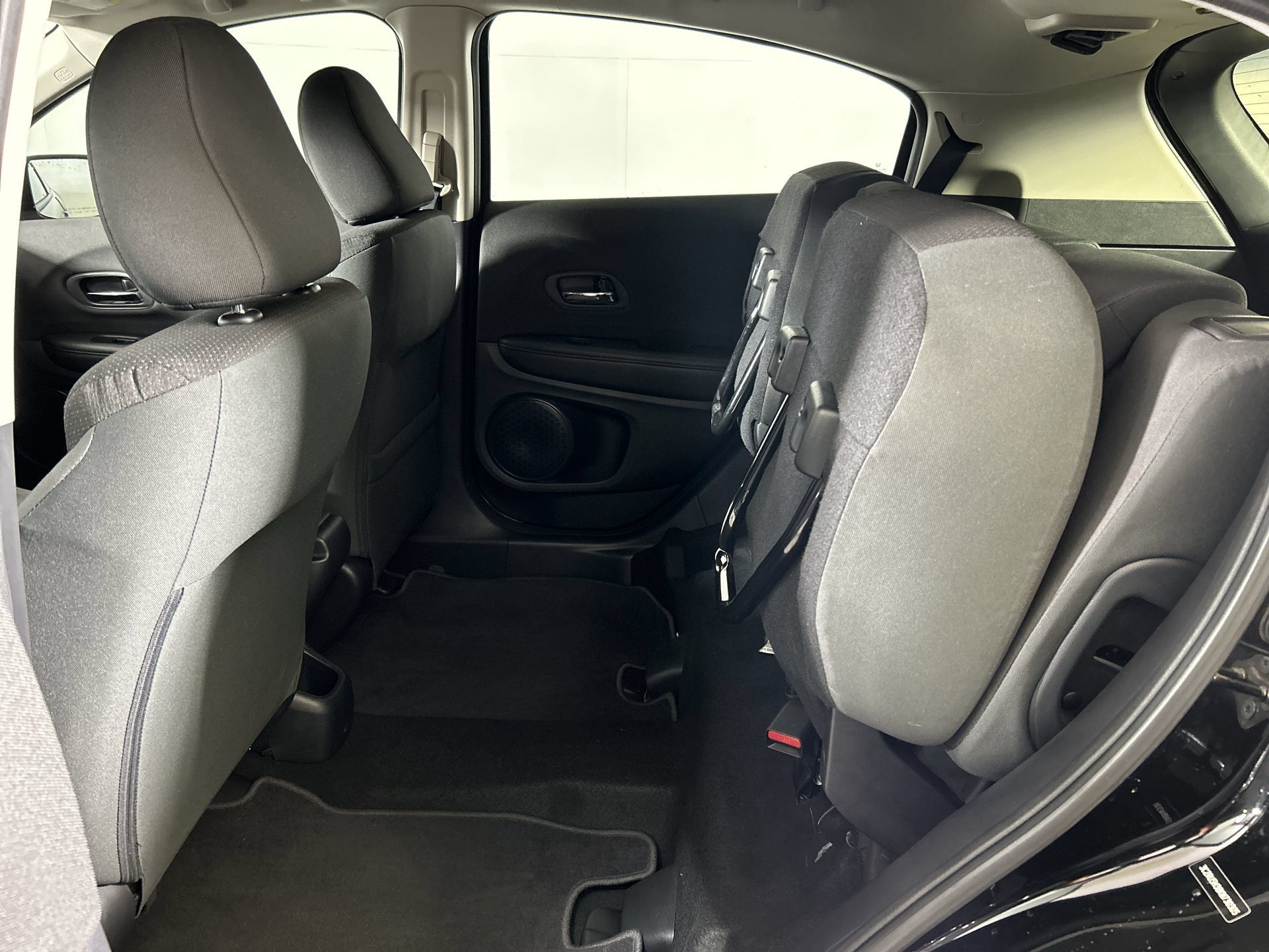 Used 2019 Honda HR-V LX image 54