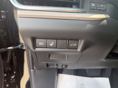 New 2026 Toyota Grand Highlander FWD image 24