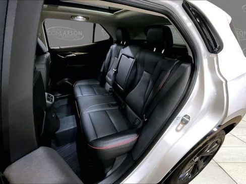 Certified 2023 Buick Envision Essence w/ Technology Package I AWD/4WD image 14