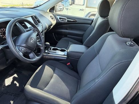 Used 2018 Nissan Pathfinder S FWD image 19