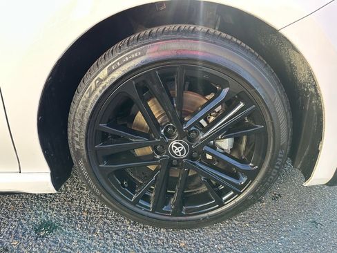 Used 2025 Toyota Camry LE image 25