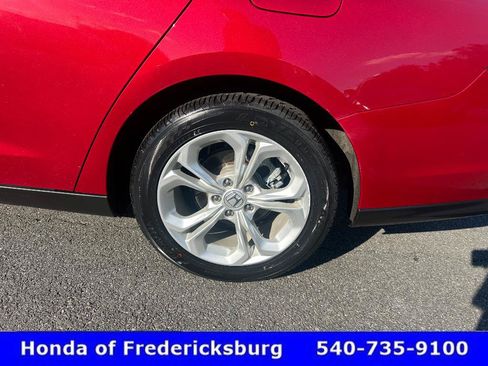 Used 2023 Honda Accord LX image 32