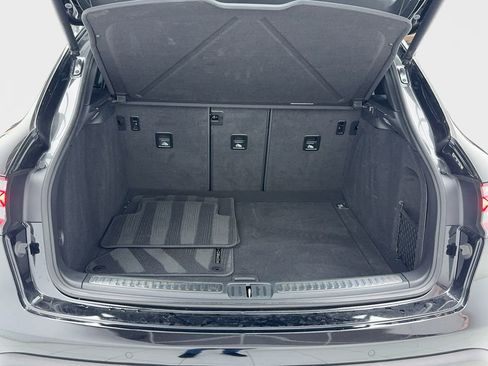 Used 2023 Porsche Macan S image 7