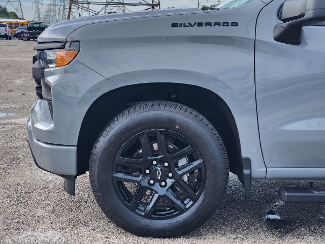 Used 2024 Chevrolet Silverado 1500 Custom w/ LPO, Dark Essentials Package RWD image 8