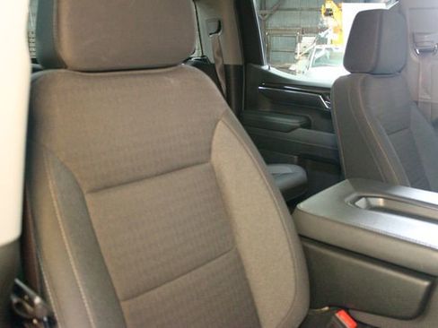 Used 2023 Chevrolet Silverado 1500 LT image 11