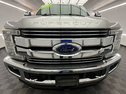 Used 2017 Ford F250 Lariat w/ Chrome Package image 2