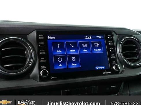 Used 2022 Toyota Tacoma TRD Sport w/ Technology Package AWD/4WD image 14