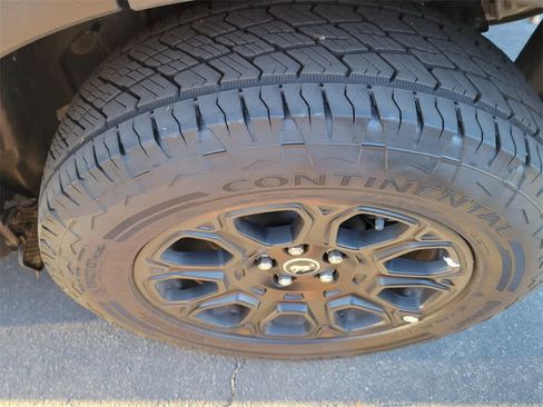 Used 2025 Ford Bronco Sport Badlands image 4