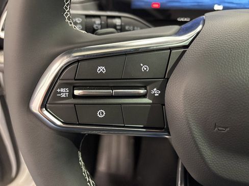 New 2026 Chevrolet Traverse LT image 24