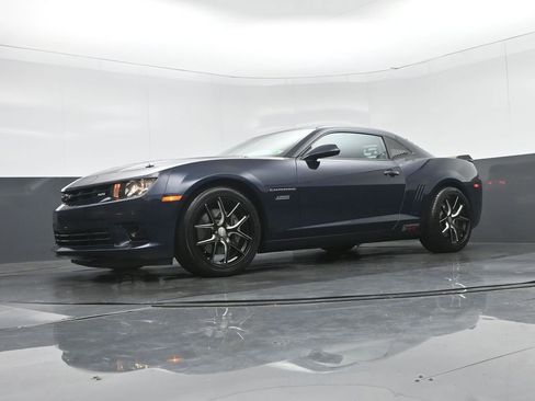 Used 2015 Chevrolet Camaro SS w/ Rear Vision Package image 43