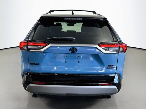Used 2022 Toyota RAV4 XSE AWD/4WD image 6
