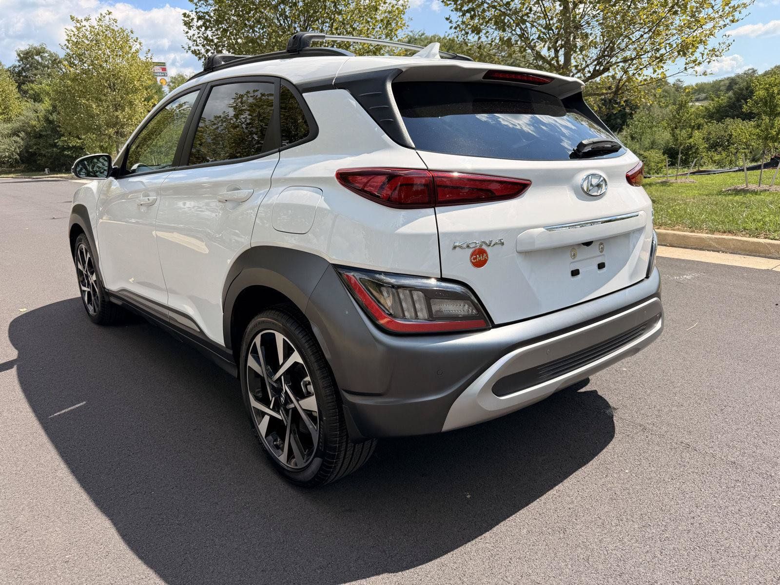 Used 2023 Hyundai Kona Limited AWD/4WD image 7