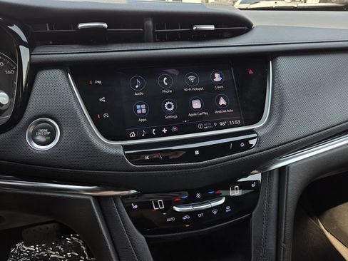 Used 2021 Cadillac XT5 Premium Luxury FWD image 11