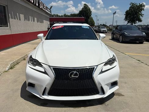 Used 2016 Lexus IS 300 AWD w/ F Sport Package image 6