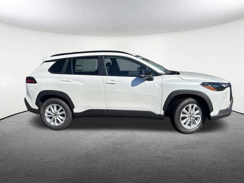 New 2026 Toyota Corolla Cross LE image 12