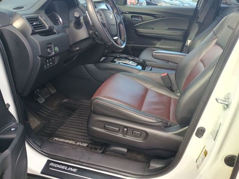 Used 2022 Honda Ridgeline Black Edition image 9