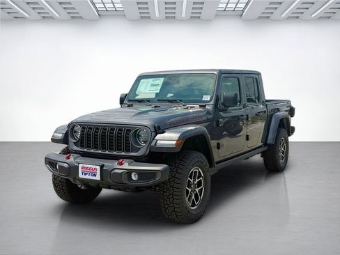 New 2026 Jeep Gladiator Rubicon w/ Steel Power Dome Hood Package AWD/4WD image 7