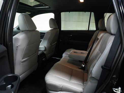 Used 2019 Honda Passport Touring image 13