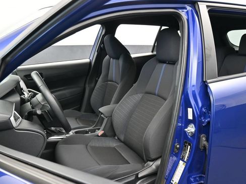 Used 2024 Toyota Corolla Cross AWD Hybrid image 10