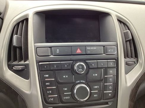 Used 2013 Buick Verano image 25