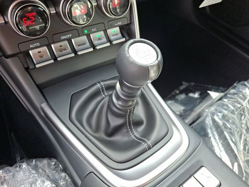 New 2025 Toyota GR86 image 9