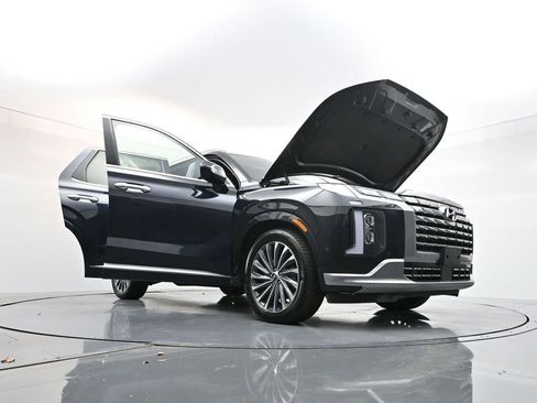 Used 2024 Hyundai Palisade Calligraphy image 41