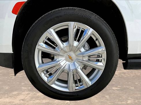 Used 2024 Chevrolet Tahoe High Country w/ Premium Package AWD/4WD image 35