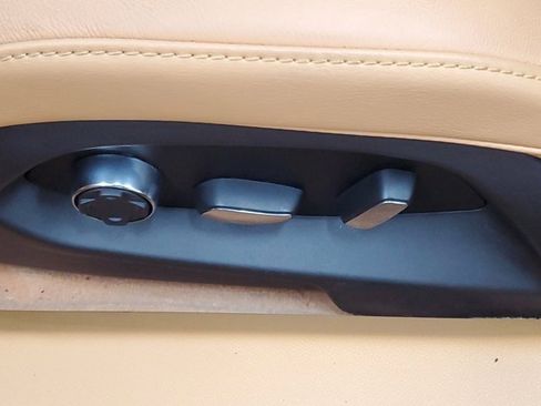 Used 2023 Chevrolet Corvette Stingray Premium Cpe w/ 3LT image 16