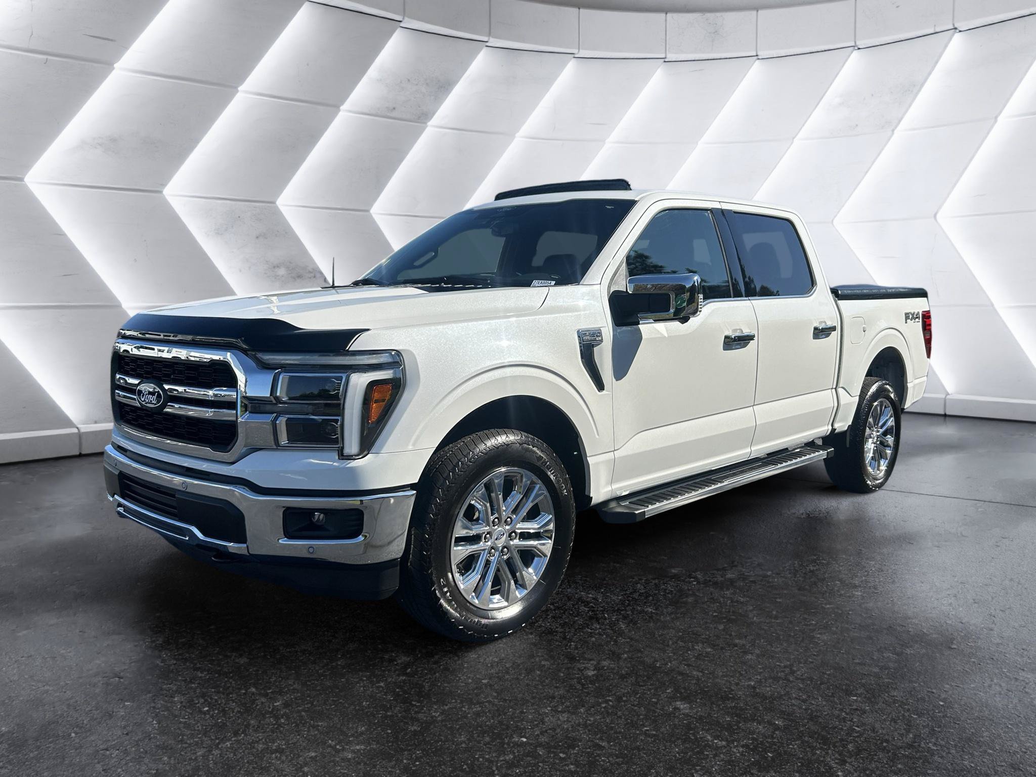 Used 2025 Ford F150 Lariat w/ Equipment Group 501A Mid AWD/4WD image 3