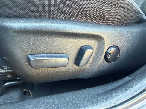 Used 2016 Toyota Camry LE FWD image 14