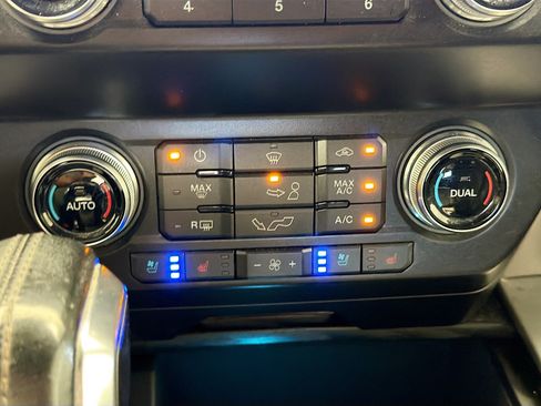 Used 2019 Ford F150 Platinum AWD/4WD image 9