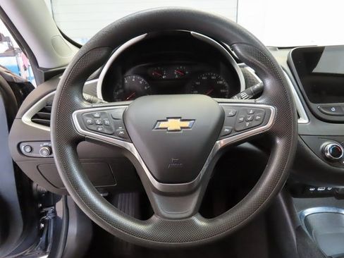 Used 2023 Chevrolet Malibu LT image 8