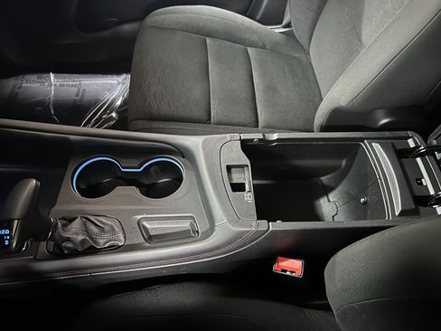 Certified 2025 Dodge Durango GT image 31