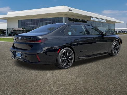 New 2026 BMW i7 eDrive50 w/ M Sport Package RWD image 11