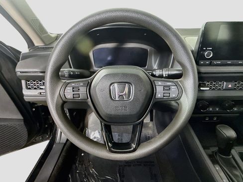 Used 2023 Honda Accord EX image 13
