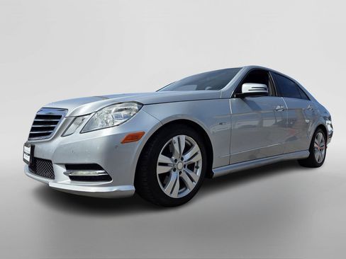 Used 2012 Mercedes-Benz E 350 BlueTEC Sedan image 8