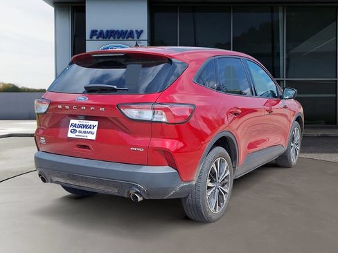 Used 2021 Ford Escape SE w/ SE Sport Appearance Package AWD/4WD image 7