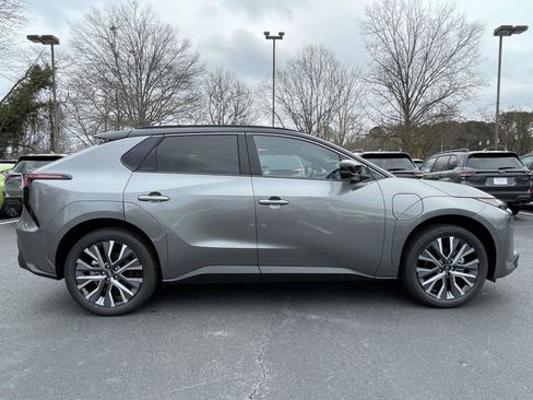 New 2026 Subaru Solterra image 5