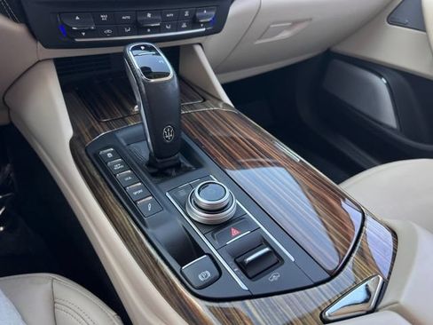Used 2019 Maserati Levante S GranLusso AWD/4WD image 27
